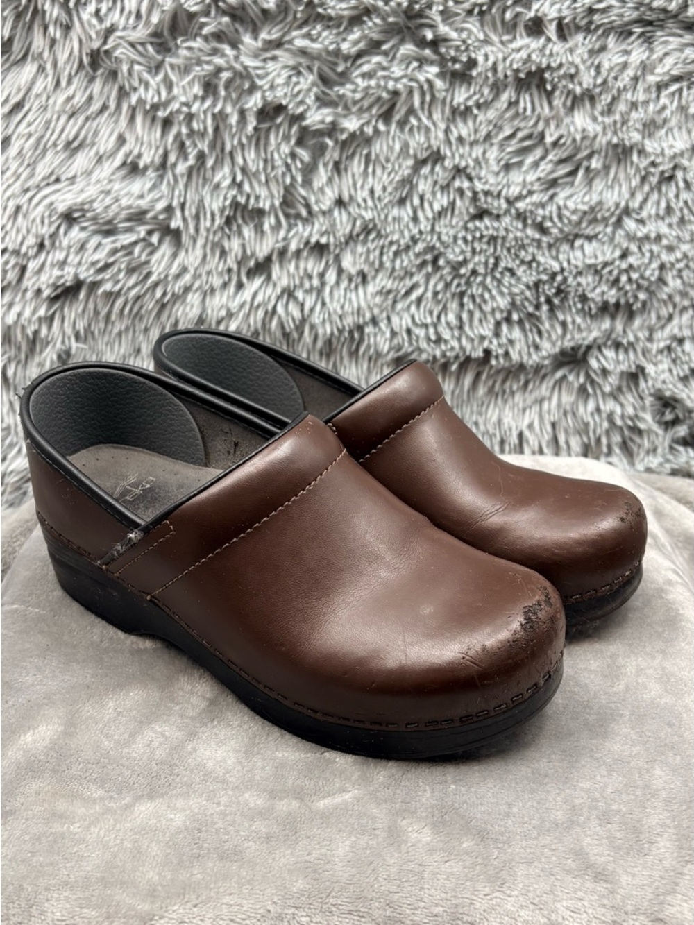 Dansko Clogs Womens 38 US 7.5 8 Brown Leather Professional Slip On Comfort